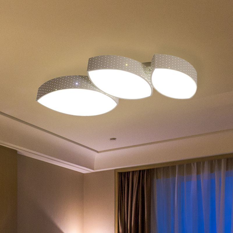 Minimalist 3-Leaf Ceiling Mounted Light Metal Living Room LED Flush Lamp Fixture in White