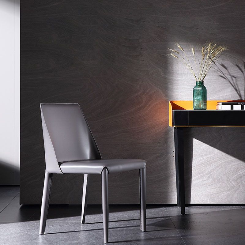 Silla auxiliar de cuero estilo diseñador para el hogar Parsons Silla de comedor con acabado mate (juego de 2)