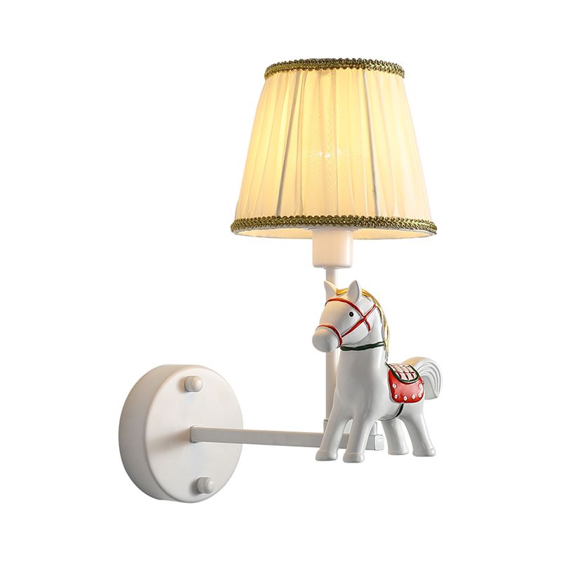 Lampada da parete per camera da letto a bulbina a bulbina a bulbina Light Fumettoni Montano a parete Bianco con tonalità in tessuto conico