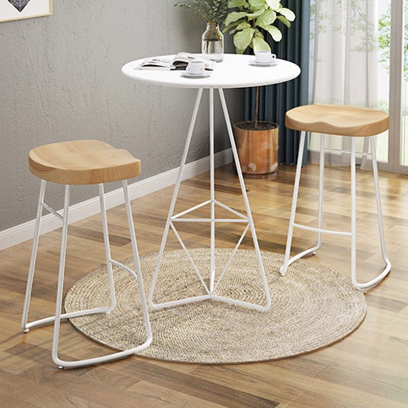 Sgabelli da bar moderni in legno senza schienale sgabello sedile contornato con gambe di ferro