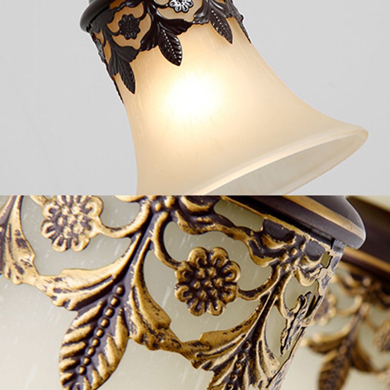 Schwarzer Bell -Cluster -Anhänger traditioneller gefrosteter Glas 3 Lichter Wohnzimmer Hanging Lampe