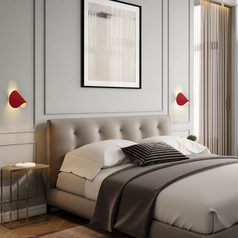 Nordic Style Metal Wall Light Arc Shape Rotatable Wall Lamp for Living Room