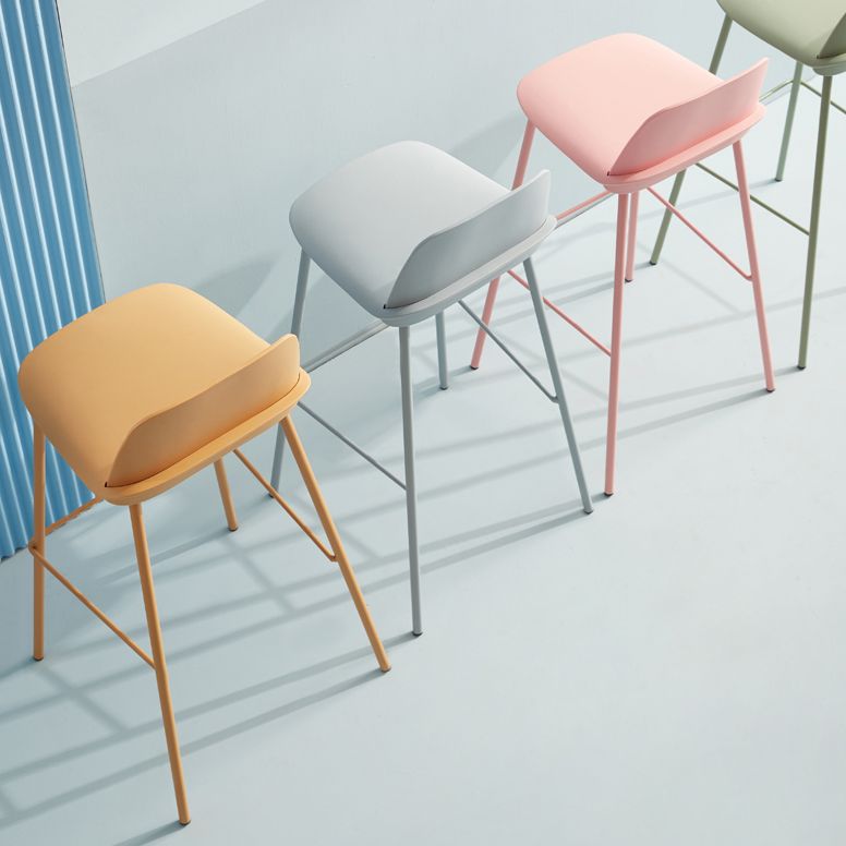 Milk Tea Shop Footrest Scandinavian Stool Matte Finish Plastic Barstool