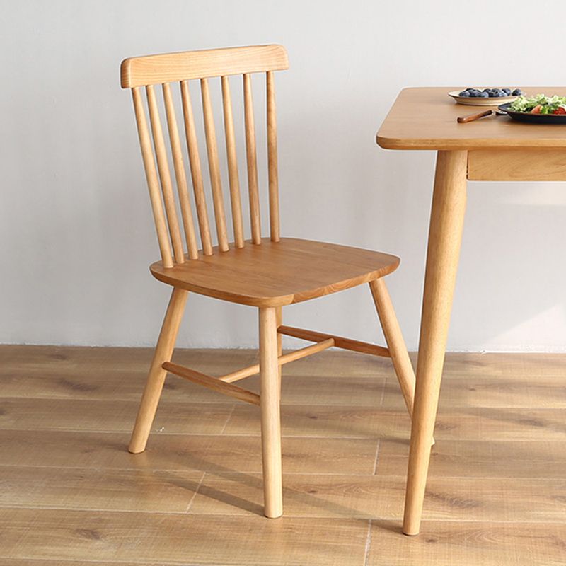 Silla de comedor contemporánea de madera de caucho Windsor con respaldo de madera natural (juego de 2)