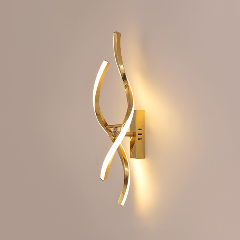 Linear Shade Metal Wall Sconce Modern Style 2 Lights Wall Mount Lighting in Gold