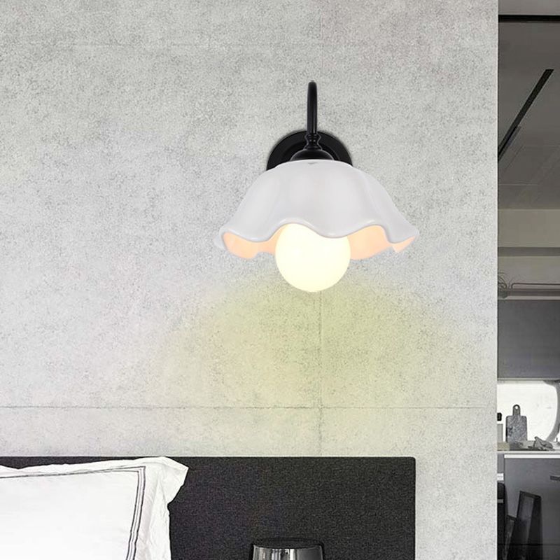 Postmodern Wall Light Fixture Simple Wall Light Sconce for Bedroom