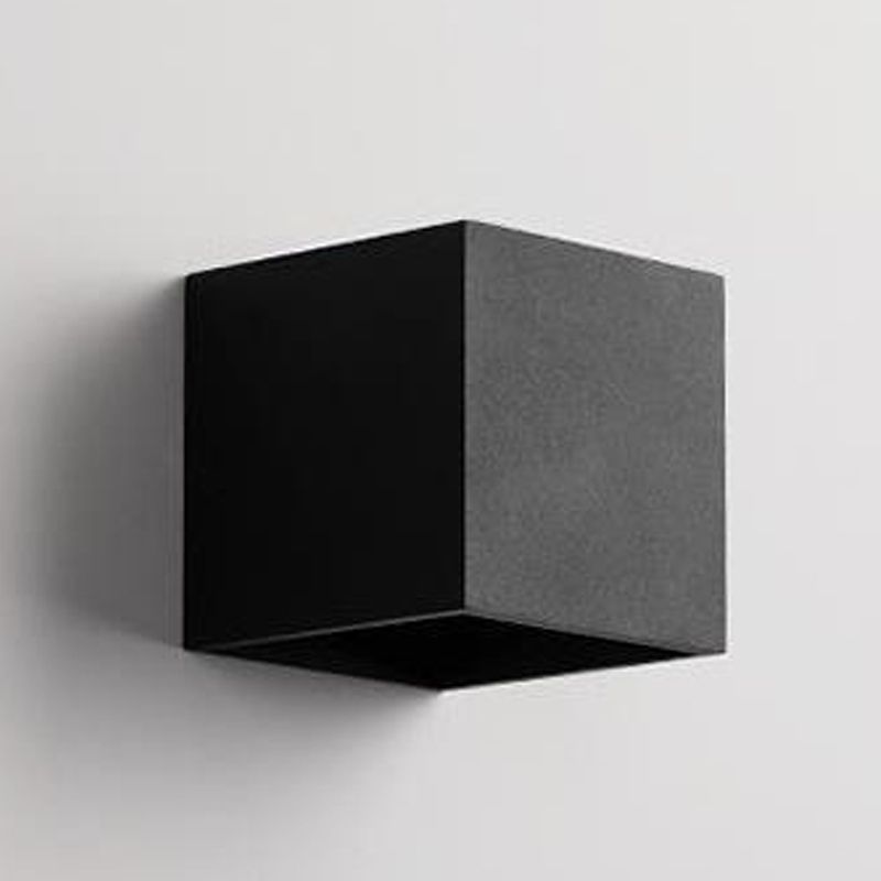 Square Shade Metal Wall Sconce Modern Style 2 Lights Wall Mount Lighting