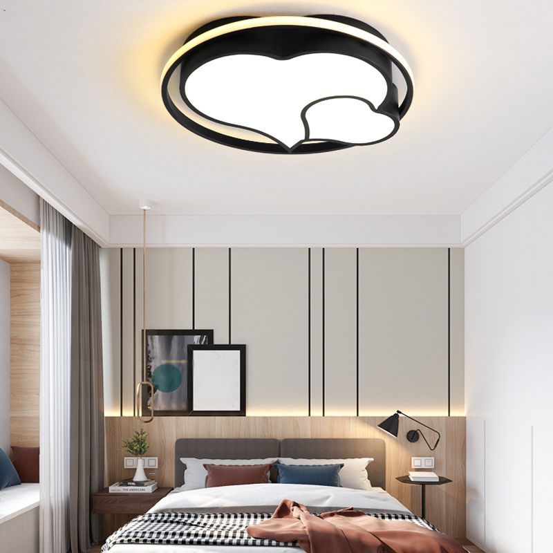 Nordic Heart Shape Ceiling Mount Light 3-Light Bedroom Ceiling Lamps with Acrylic Shade