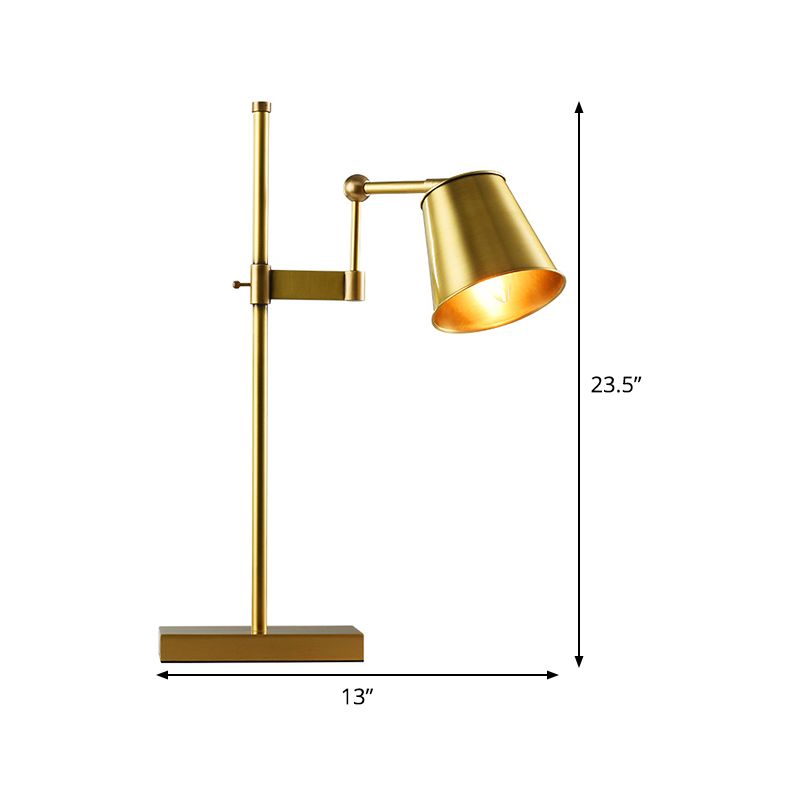 Brede flare metalen tafel licht modern 1 bol messing nachtkastje lamp met zwenkarm