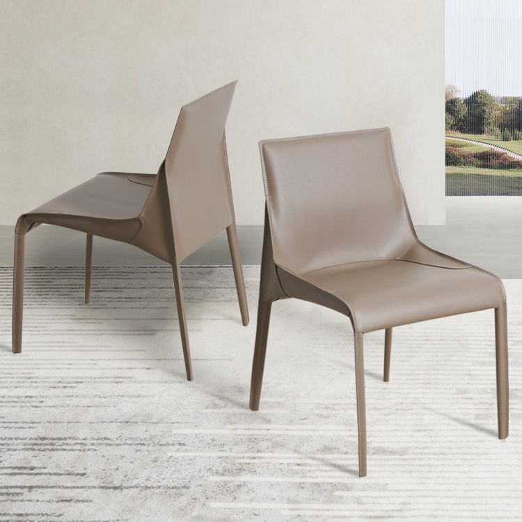 Silla de cuero para el hogar estilo diseñador, acabado mate, silla lateral de comedor Parsons