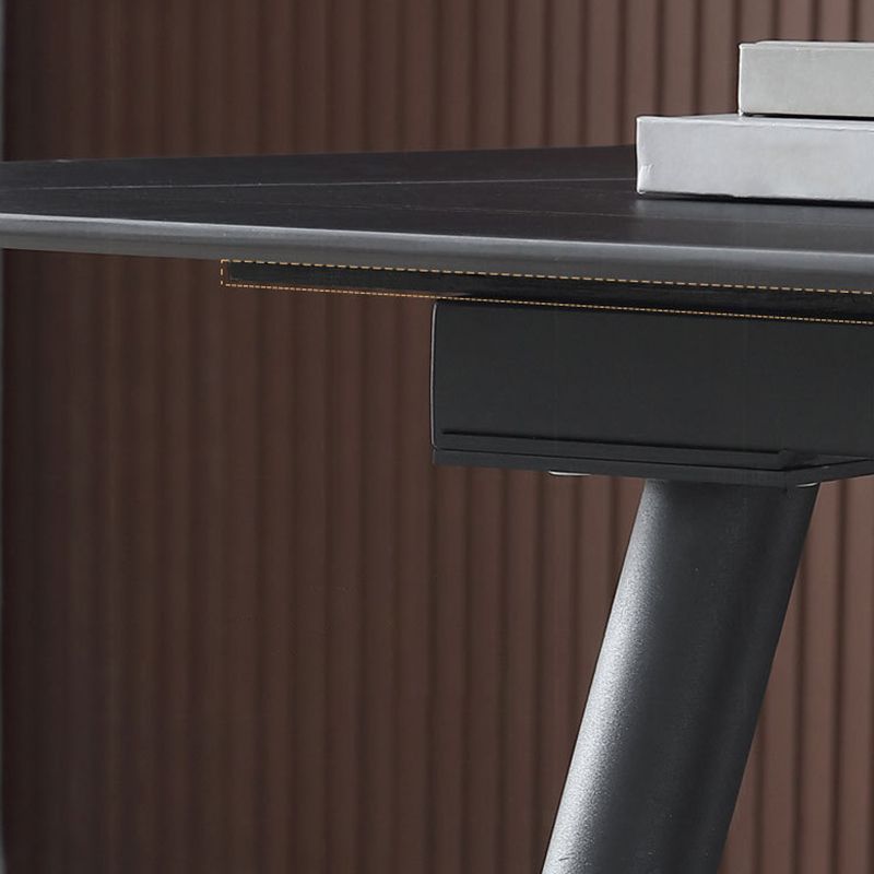 Tavolo da pranzo in pietra sinterizzato in stile glam con tavolo di altezza standard a forma di rettangolo per uso domestico
