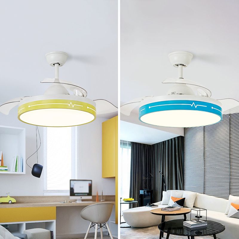 Fernbedienung Runde 3-Blatt-Anhänger-Lüfterlampe Nordic Metall Esszimmer LED SEMI BUSH MOUNT-Deckenleuchte
