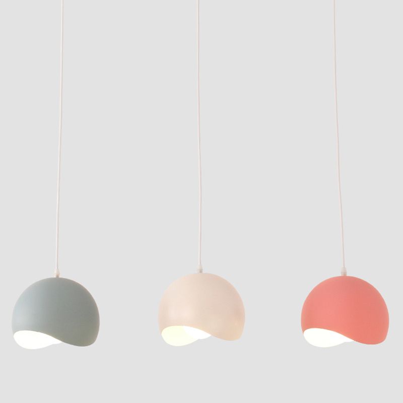 Lámpara colgada con cúpula de aluminio Macaron de 1 luce con diseño de borde de olas