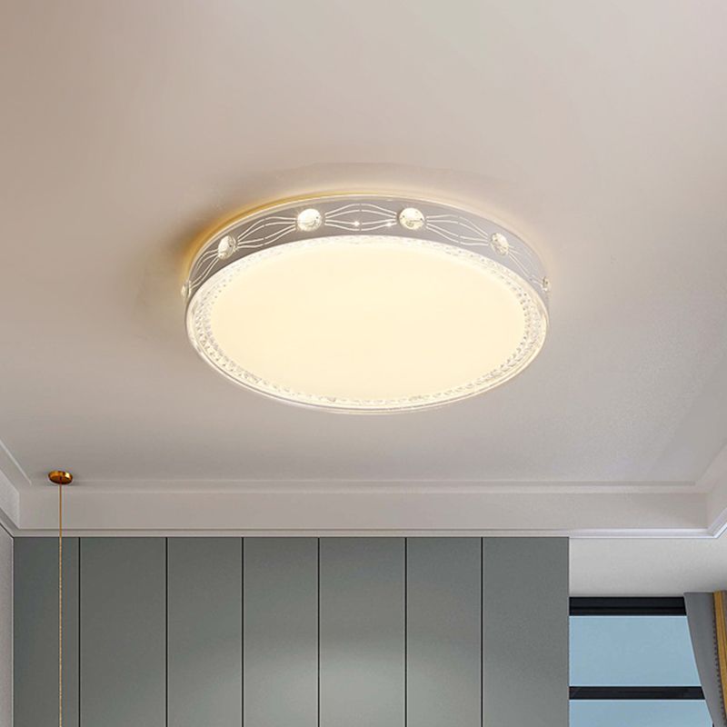 White Round Ceiling Mounted Fixture Minimalism LED Metallic Flushmount Light for Bedroom