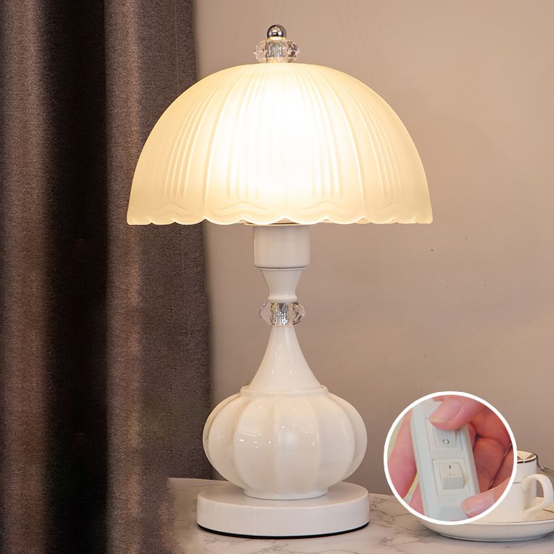 Minimalistisch hemisferisch tafellamp glas 1 hoofd slaapkamer nachtkastje licht