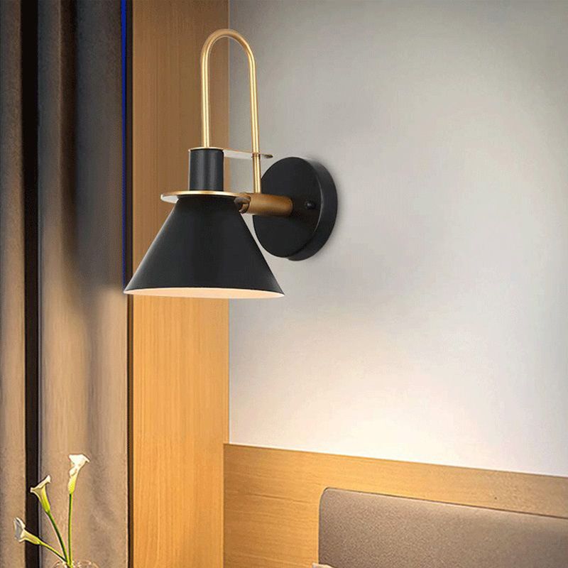 Nordic Simplicity Lights Wall Lights Metallic Gnonce Lights pour le chevet