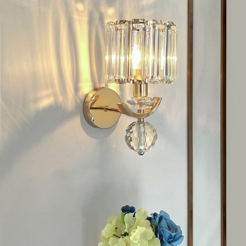 Crystal Gold Wall Lamp in Modern Luxury Style Electroplate Metal Wall Light for Interior Spaces