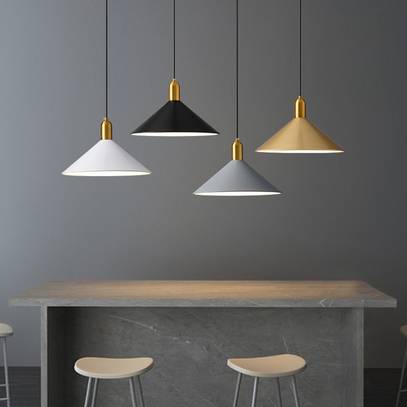 Elektroplate ijzerhanglamp in moderne creatieve stijl taps toelopend indoor hanglampje