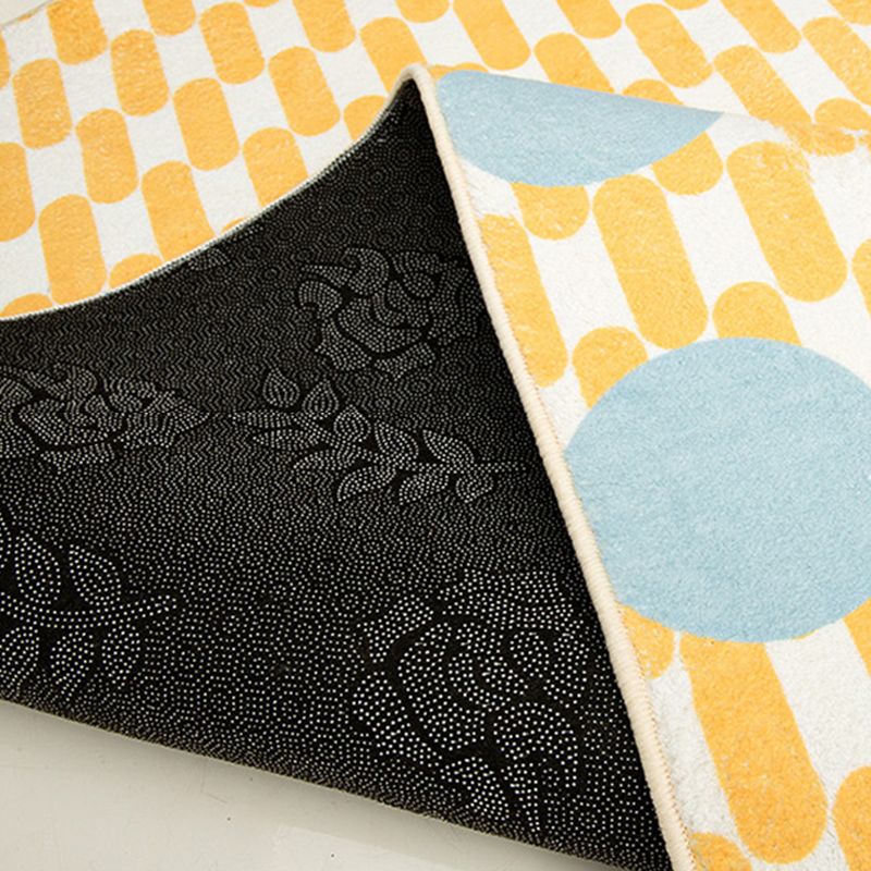 Colorful Modern Area Carpet Geometric Pattern Polyester Area Rug Easy Care Washable Rug for Bedroom