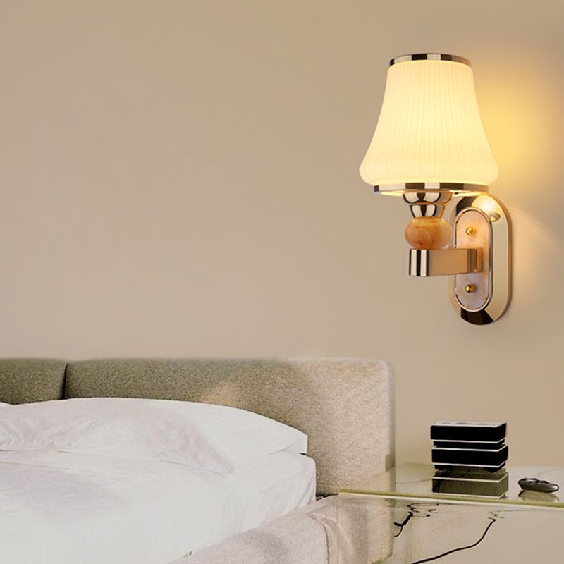 Metal Geometric Wall Light Modern 1 Light Wall Sconce with Glass for Living Room
