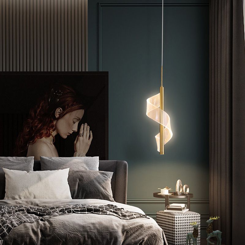Gouden lineaire vorm led hanglamp moderne minimalistische metalen hanglamp voor woonkamer