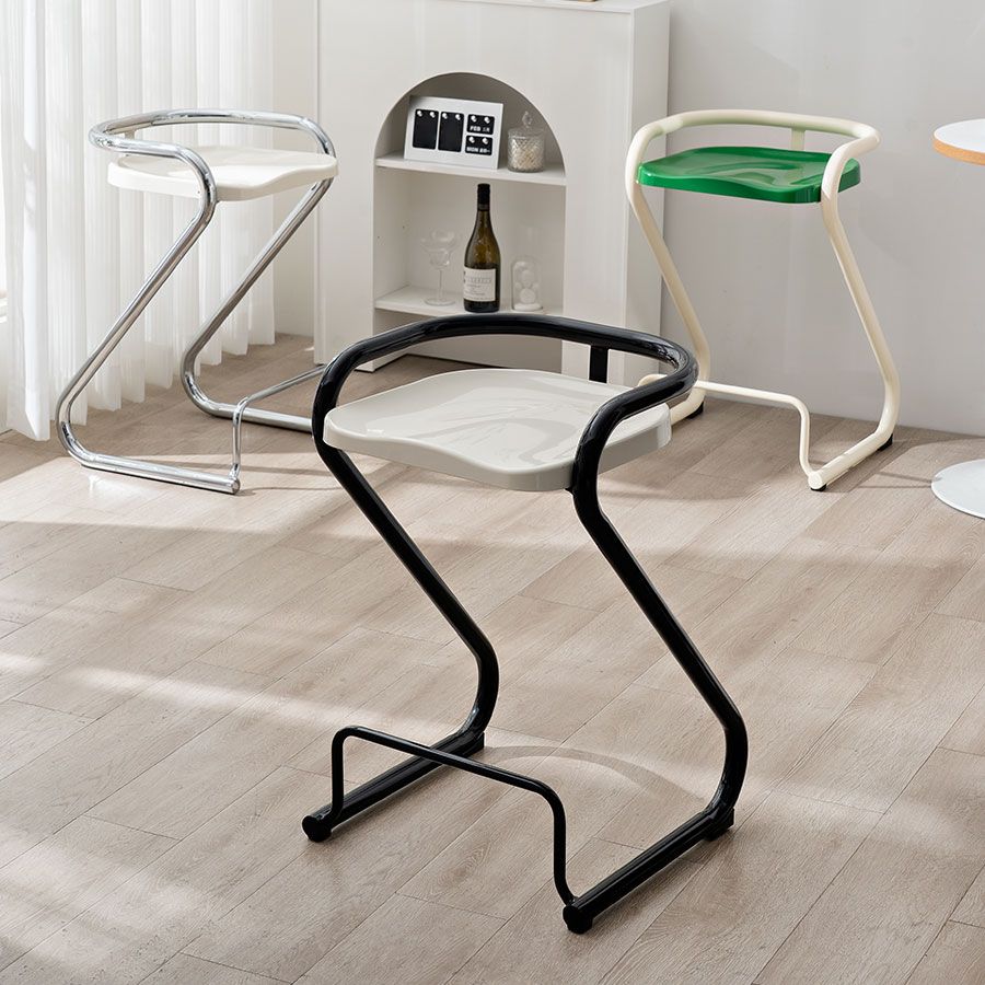 Modern Contoured Seat Low Back Armless Bar Stools with Metal Base