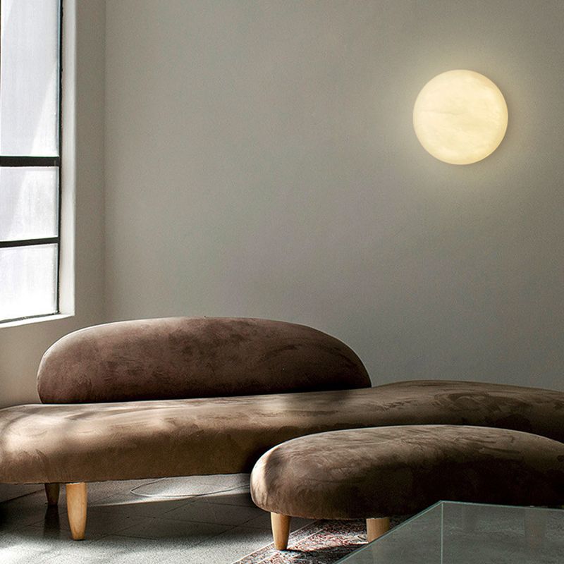 Resin LED Wall Lighting Contemporary Round Wall Sconce in White