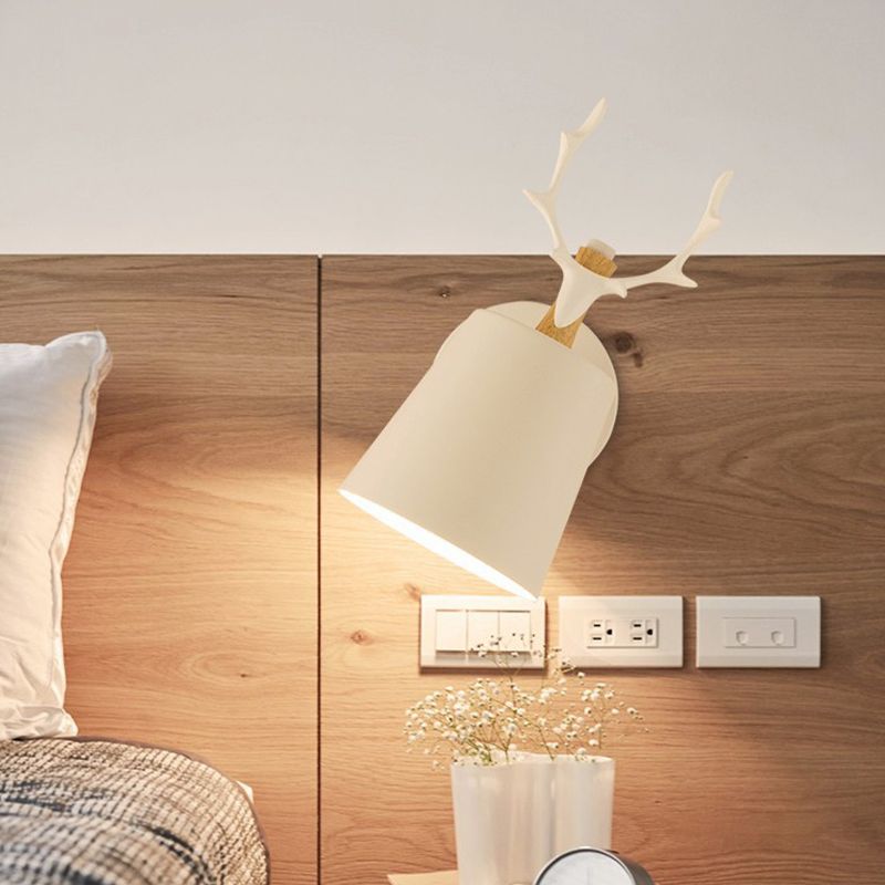 Modern Style Antlers Shape Wall Sconce Metal 1 Light Sconces for Bedroom