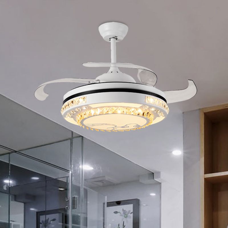 LED WHITE LED SEMI FLUSHMOUNT MODERNISTA Círculo de cristal 3 lámpara de ventilador de techo de cuchillas transparentes con cuatro anillos/patrón de nota musical, 42 "de ancho