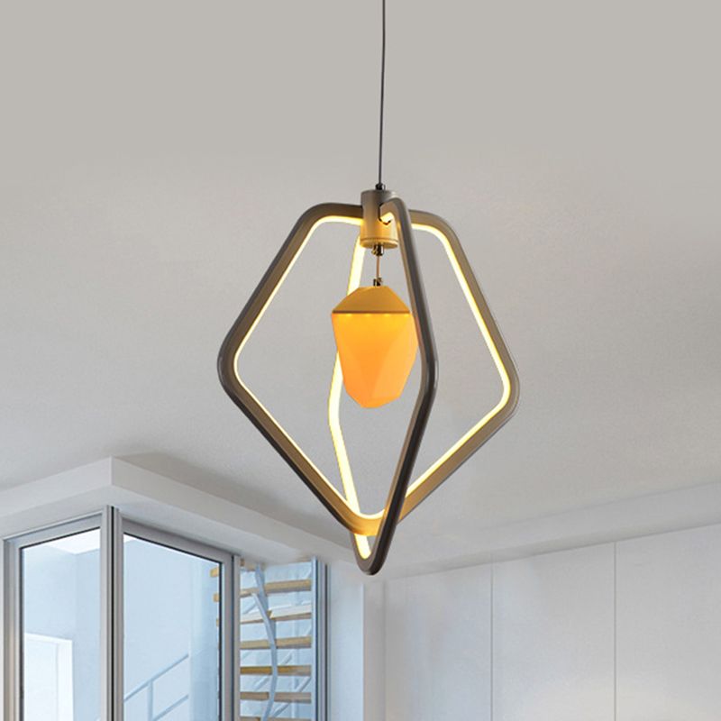 Double pentagone acrylique pendentif luminaire de suspension à LED moderne avec du pinone à l'intérieur