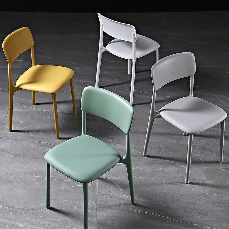 Modern Style Plastic Dining Chairs Open Back Dining Stackable Side Chairs for Kitchen