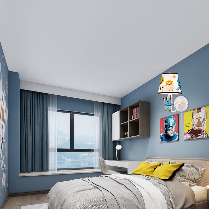 Blauw konijnenmuurlicht met stof schaduw hal trap 1 licht metalen stripwandlamp