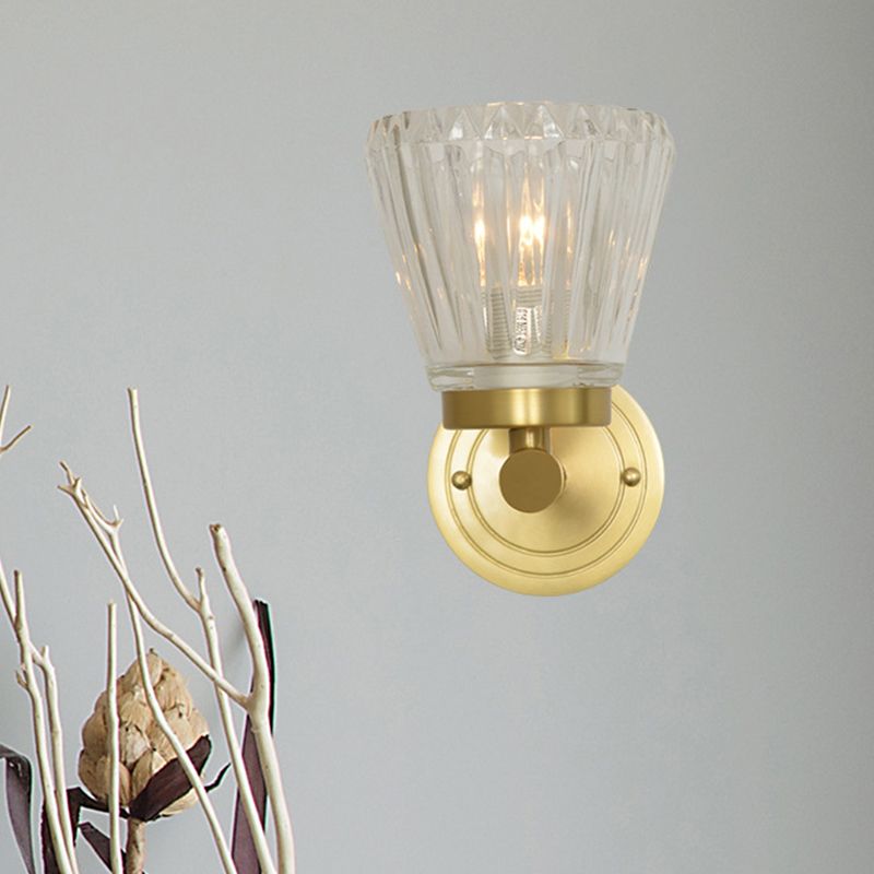 Modernisme Cône Cone Murne lampe 1 tête claire Crystal Block Mur Moup de montage en laiton