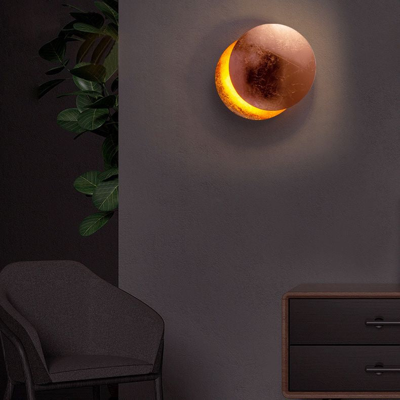 Metal Indoor Decoration Wall Lamp Postmodern Circle LED Sconce Lighting with Ambient Light