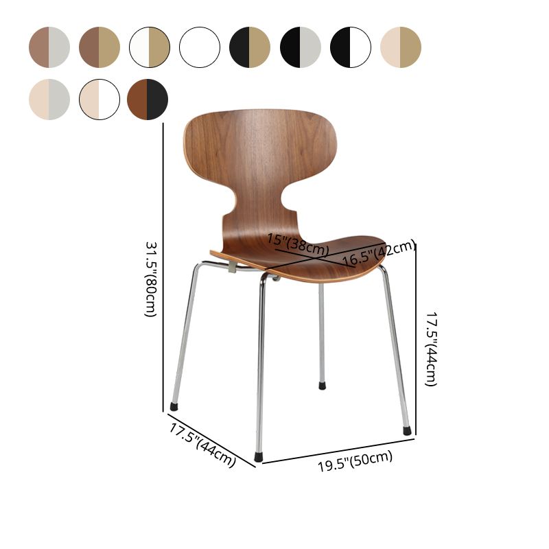 Silla de comedor de madera escandinava con respaldo de orejas y acabado mate (juego de 4)