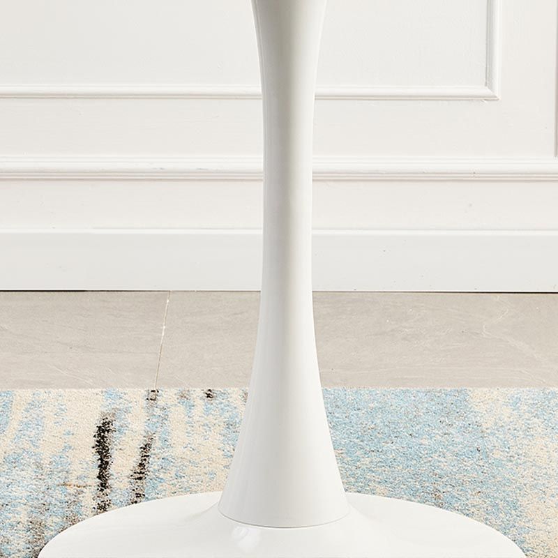 Minimalism Style Round Top Restaurant Table Metal Base Dining Table