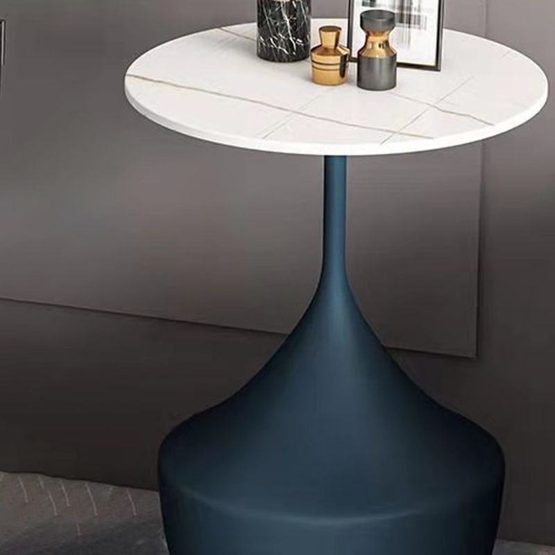 Modern Single Pedestal Base Solid Color Metal Round End Table