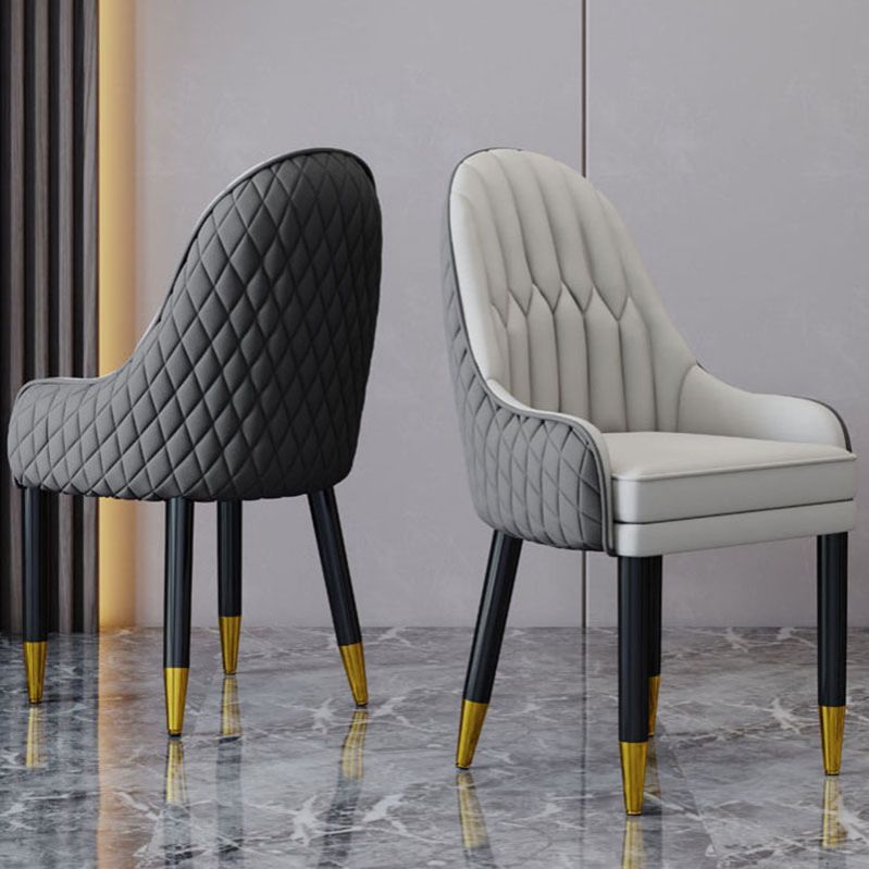 Sillón interior escandinavo tapizado con respaldo Parsons, silla de comedor de madera