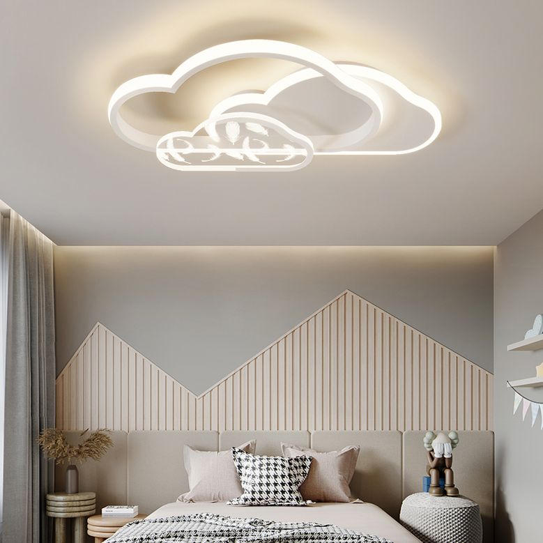 Mont semi-flustion LED à LED Stagger Cloud dans le plafond en métal de plumes de style unique moderne pour chambre à coucher