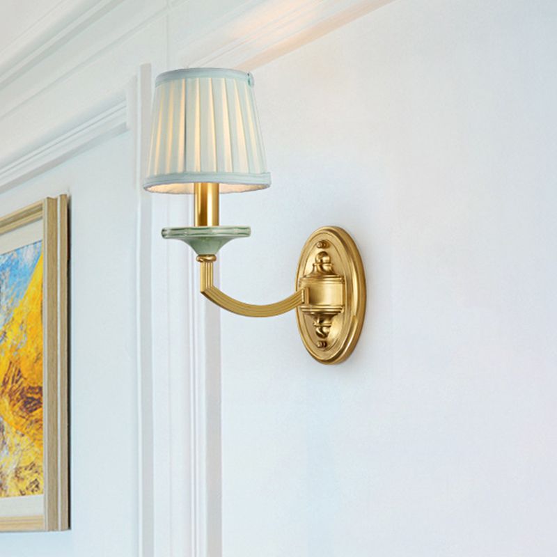 Rustic Pleated Drum Wall Mount Light Countryside 1/2-Head Living Room Sconce Lamp in Brass