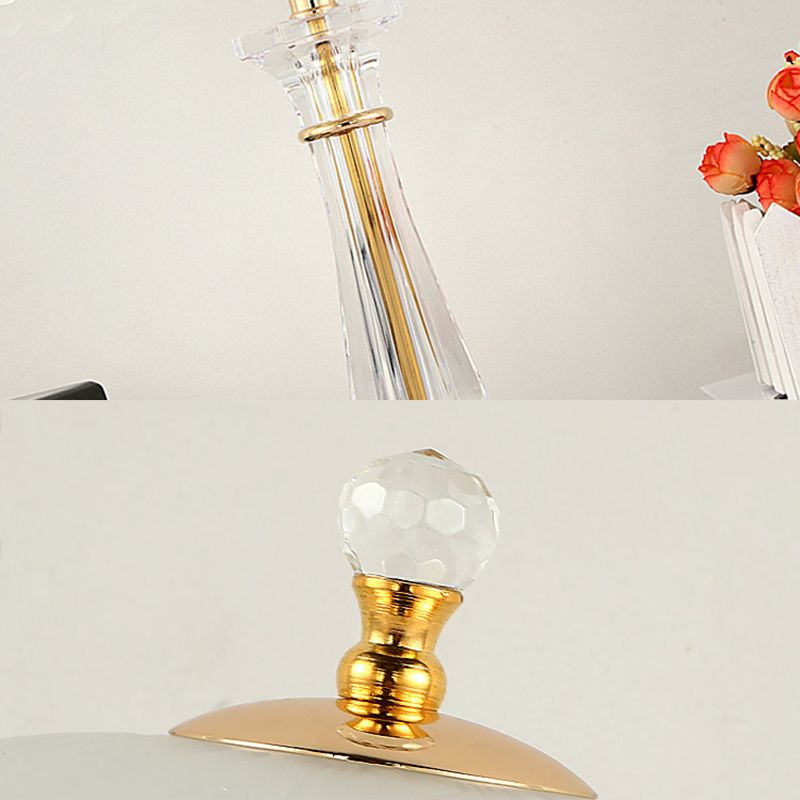 Kuppel Tischlampe zeitgenössisches Glas 2 leichte Nachttischlampe für Schlafzimmer in Weiß