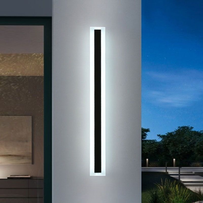 Éclairage de mur de métal linéaire