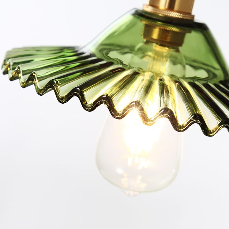 1 Lights de plafond suspendus à l'éclat léger créatif moderne en verre pour le magasin de vêtements