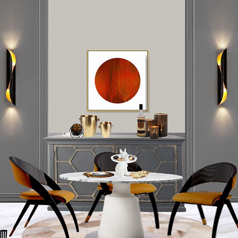 Postmodern Metal Shade Wall Mounted Lamp Simplicity Wall Sconce for Sitting Room