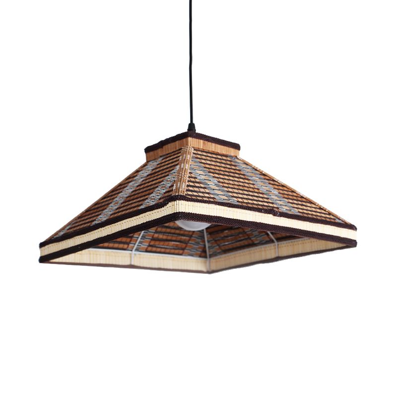 Chinesische Pyramide hängende Deckenleuchte Bambus/Rattan 1 Light Restaurant Anhängerlampe in Weiß/Elfenbein/Braun