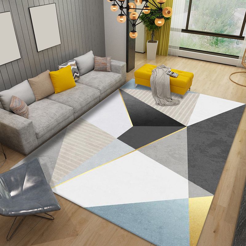 Simplicity Diamond Rug Beige Polyester Area Rug Stain Resistant Rug for Bedroom