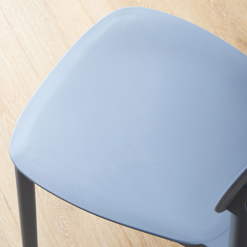 Chaises de salle à manger scandinaves sans accoudoirs Chaise d'appoint à dossier ouvert en plastique (Ensemble de 4)