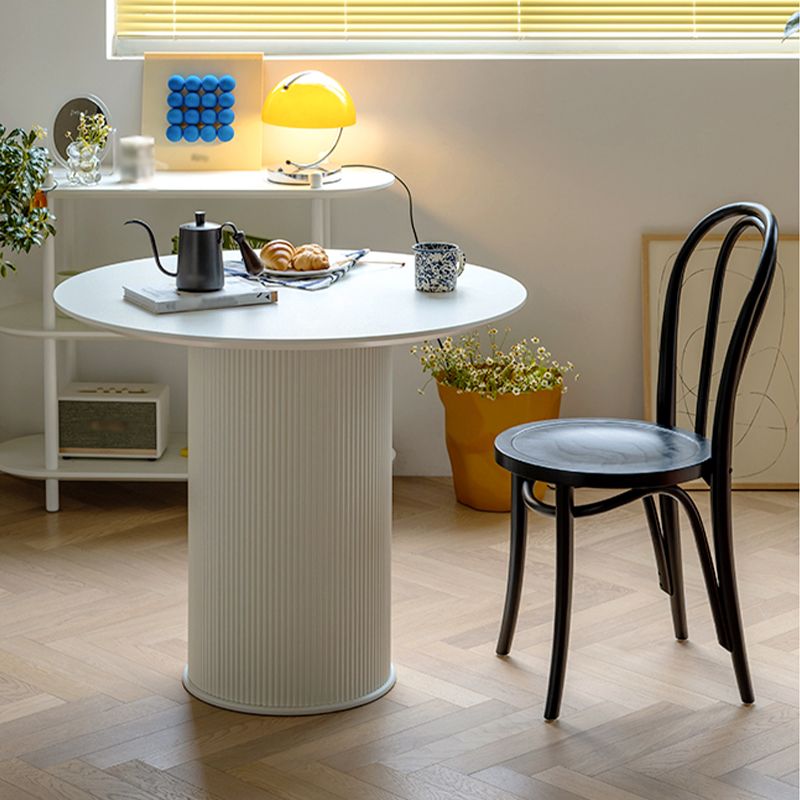 Simplicity Round Top Restaurant Table White Metal Base Dining Table