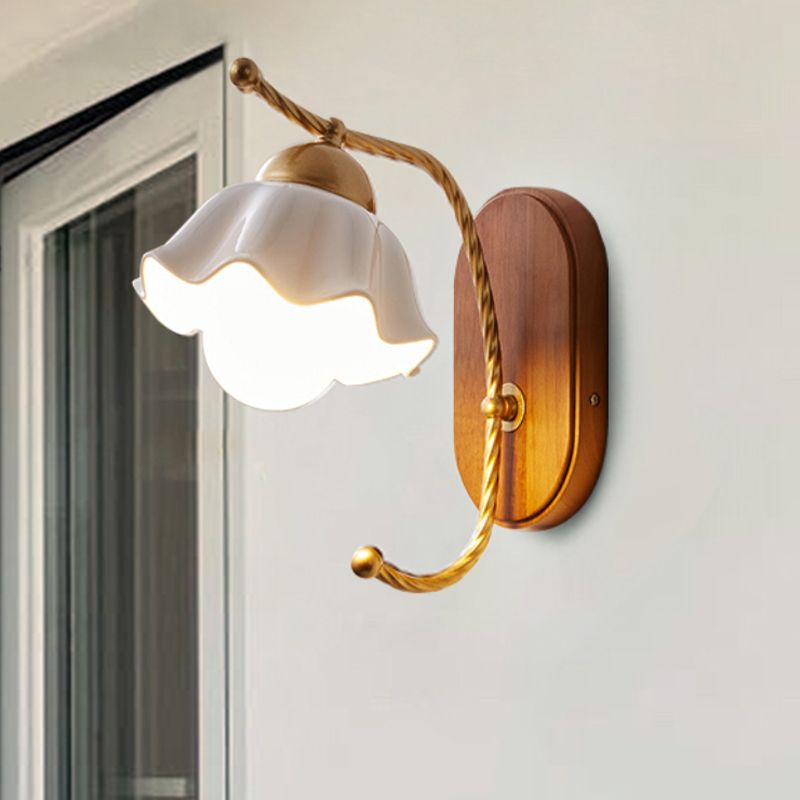 Ceramics Shade Wall Lamp Modern Style White Shape Wall Mounted Lighting for Bedroom