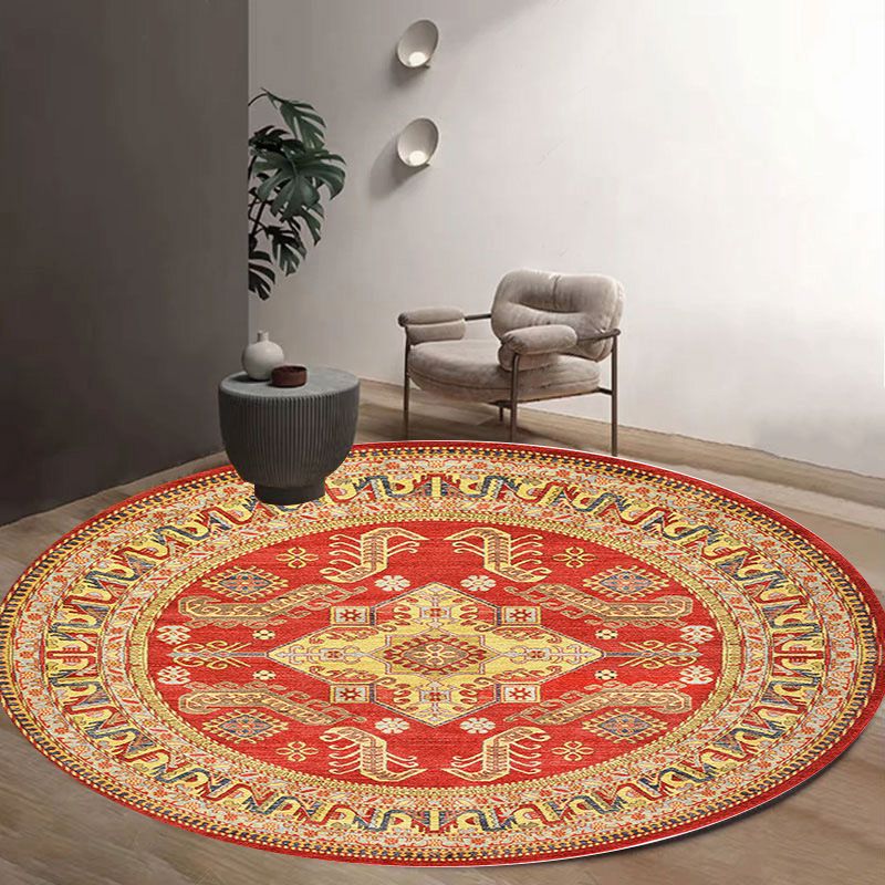 Antique Round Carpet Retro Floral Print Indoor Rug Polyester Non-Slip Backing Carpet for Living Room